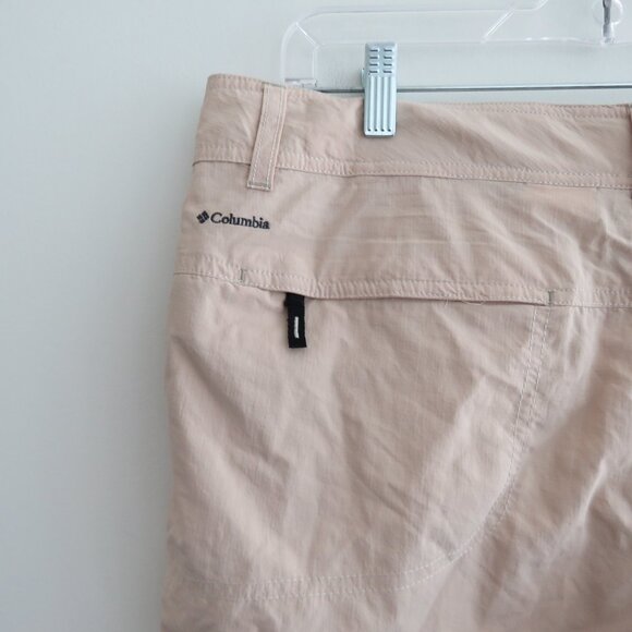 COLUMBIA Coral Point III Omni Shade Shorts in Fossil Tan Outdoor Gorpcore 14 NWT - Picture 14 of 16